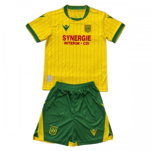 Ensemble Maillot FC Nantes Domicile 2025-26 Enfant Ensemble Maillot FC Nantes Domicile 2025-26 Enfant