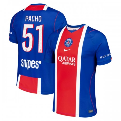 Maillot de Foot Paris Saint-Germain Pacho 51 Domicile 2026-27 Maillot de Foot Paris Saint-Germain Pacho 51 Domicile 2026-27