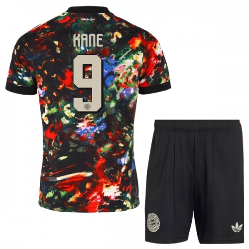Ensemble Maillot FC Bayern Munich Kane 9 Oktoberfest 2026-27 Enfant Ensemble Maillot FC Bayern Munich Kane 9 Oktoberfest 2026-27 Enfant
