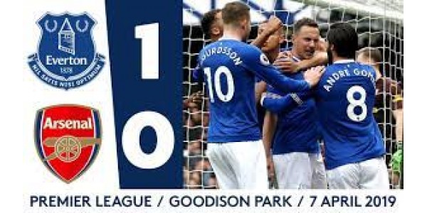 Le nouvel entraîneur d'Everton en tant que nouveau couteau, a battu Arsenal 0-1