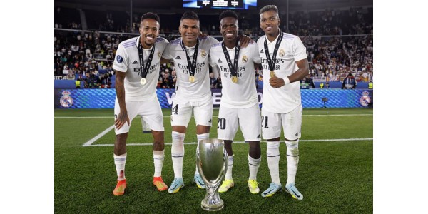 À la recherche d'un remplaçant pour Cristiano Ronaldo, Ten Hag lorgne sur la star du Real Madrid avec 120 millions d'euros