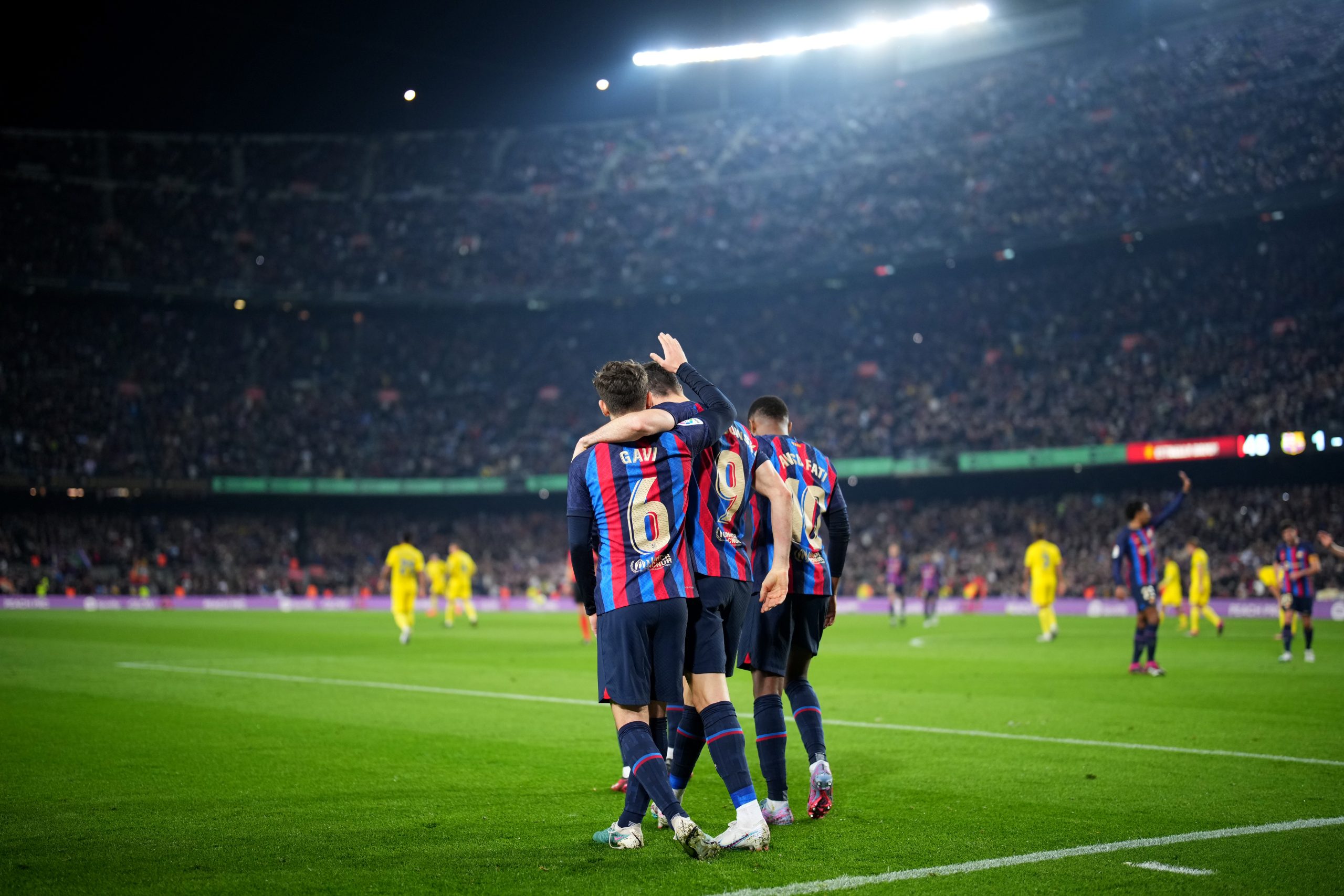 La Liga: Barcelone bat Cadix 2-0, menant le Real Madrid de 8 points