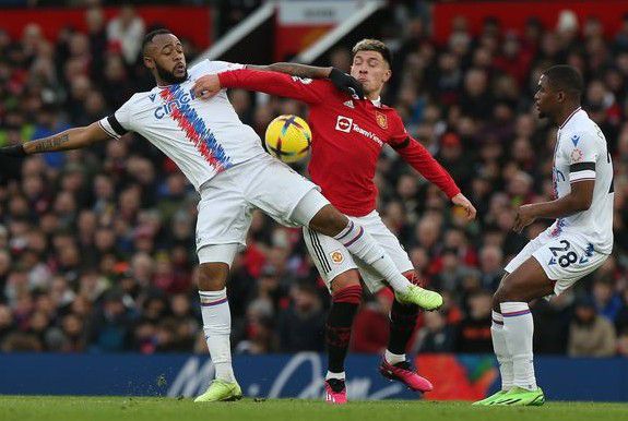 Manchester United a battu Crystal Palace 2:1